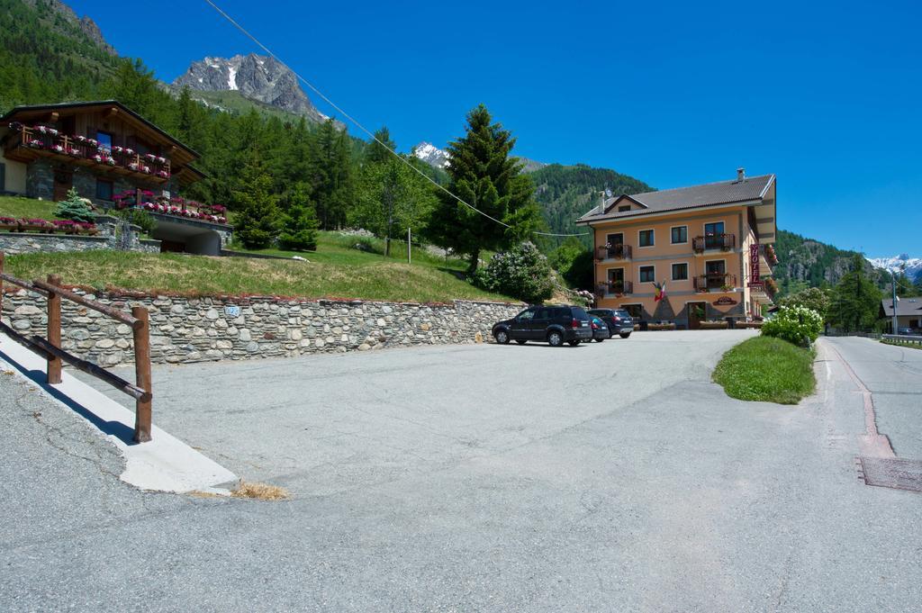 Albergo Valentino Bionaz Экстерьер фото